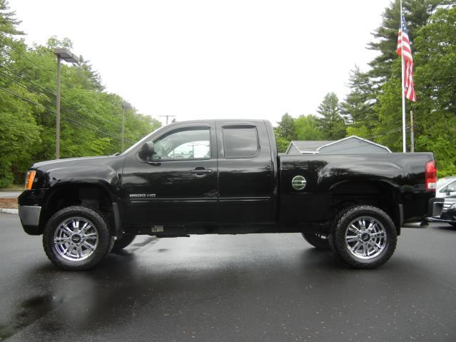 2011 GMC Sierra 2500 LS 4X4