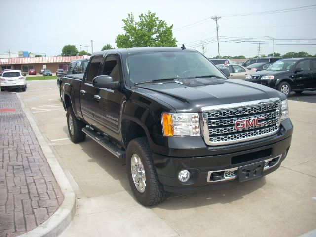 2011 GMC Sierra 2500 Sr5...4-wheel Drive