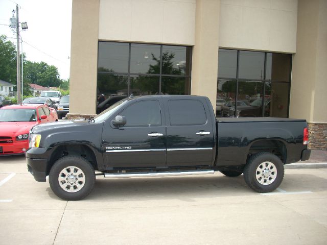 2011 GMC Sierra 2500 Sr5...4-wheel Drive