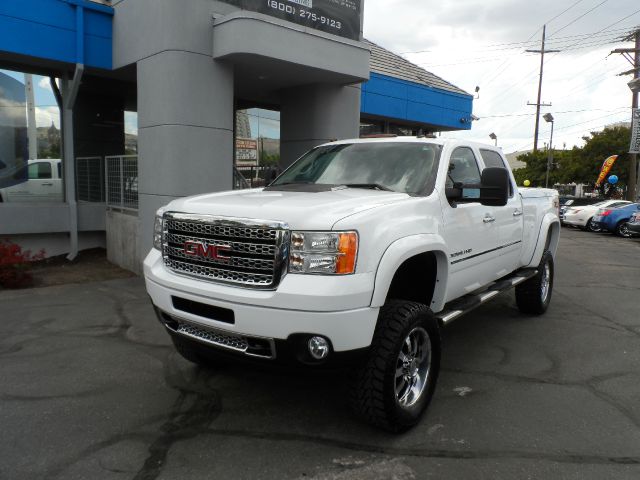 2011 GMC Sierra 2500 Sr5...4-wheel Drive