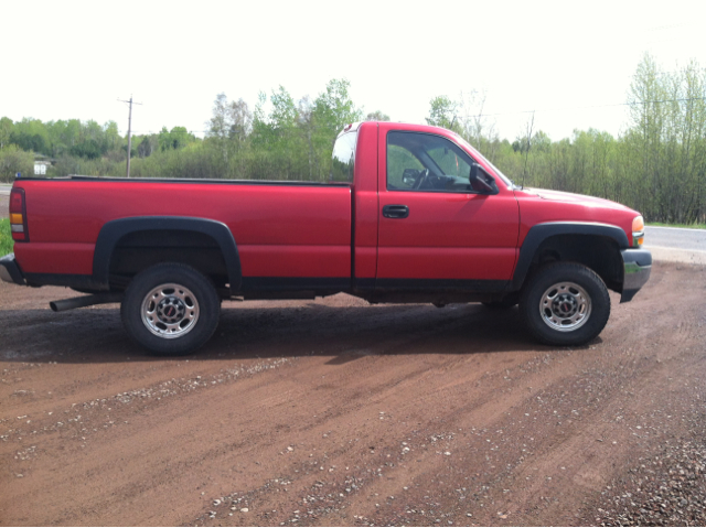 2002 GMC Sierra 2500HD SLE Sierra 2WD