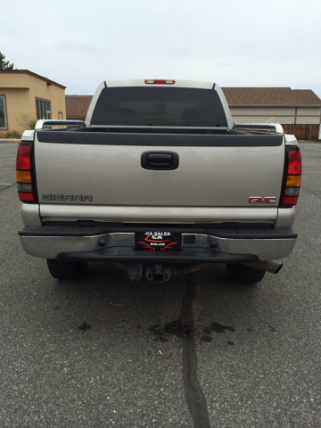 2004 GMC Sierra 2500HD Lsall Wheeldrive