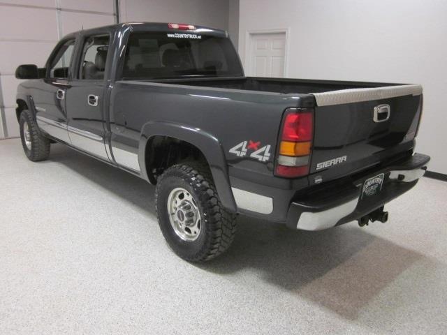 2005 GMC Sierra 2500HD E-350 Super Ext