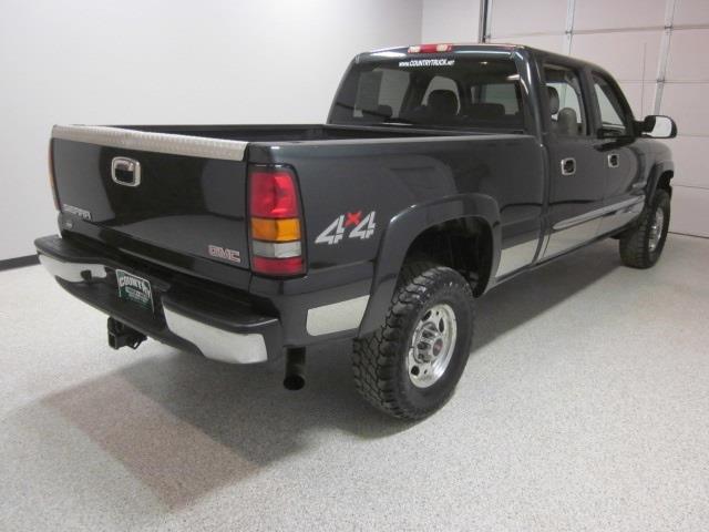 2005 GMC Sierra 2500HD E-350 Super Ext