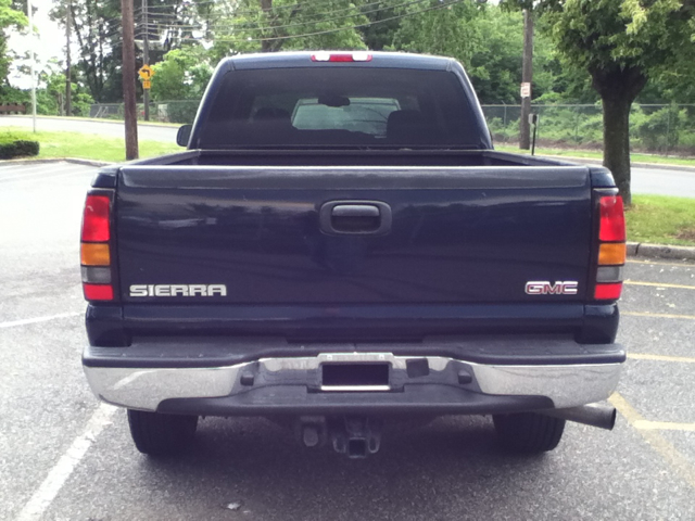 2005 GMC Sierra 2500HD SE ZX4