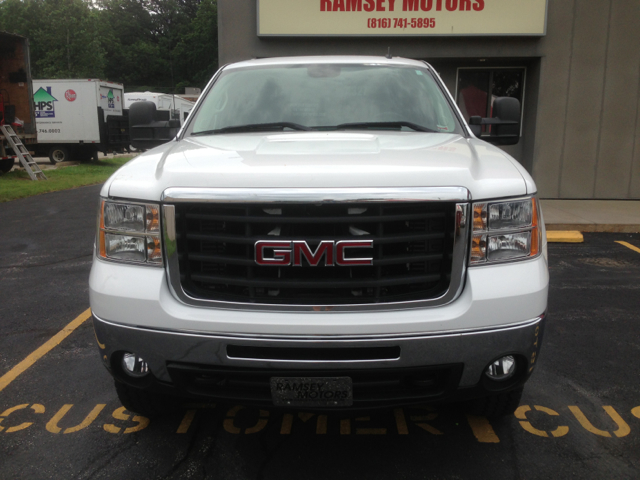 2007 GMC Sierra 2500HD SLE Sierra 2WD