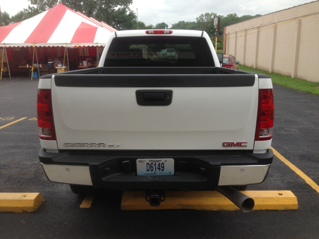 2007 GMC Sierra 2500HD SLE Sierra 2WD