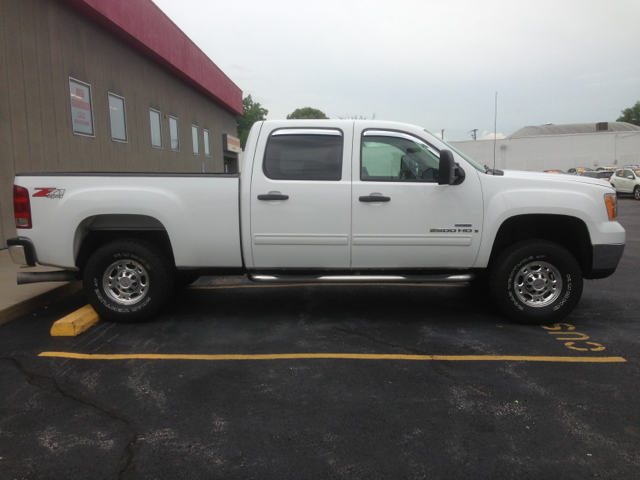 2007 GMC Sierra 2500HD SLE Sierra 2WD