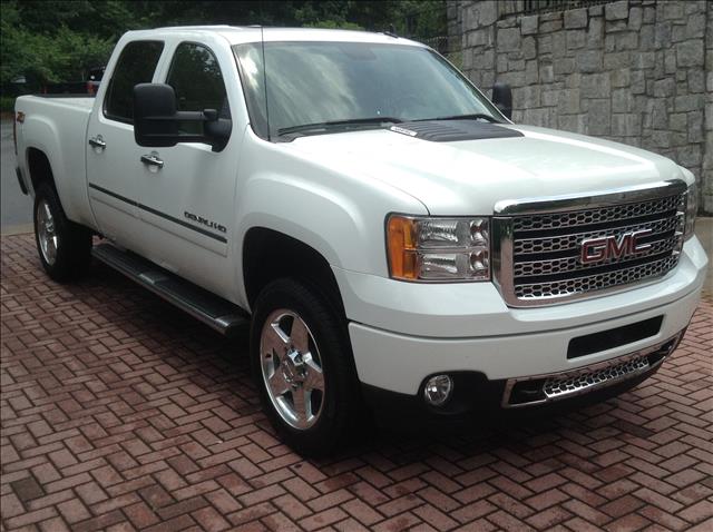 2011 GMC Sierra 2500HD Sr5...4-wheel Drive