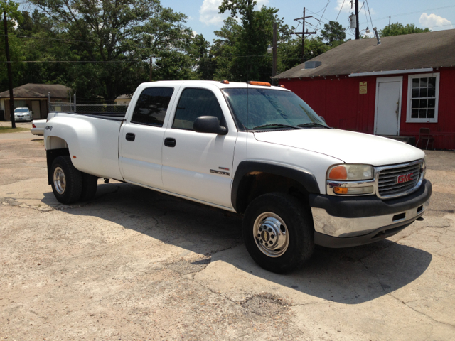 2001 GMC Sierra 3500 4WD Value - 200A