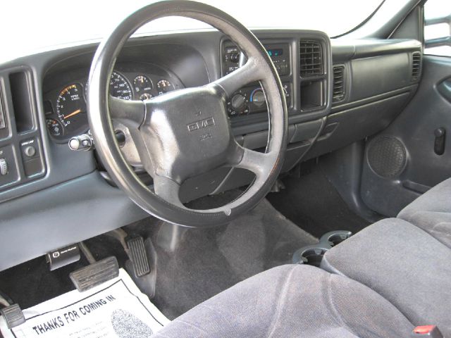 2002 GMC Sierra 3500 Slt-2nd Bench-4wd-sunroof-6 CD BOSE