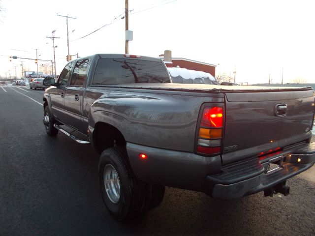 2002 GMC Sierra 3500 WOW OH Wowbig FOOT IN THE House