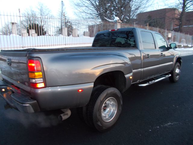 2002 GMC Sierra 3500 WOW OH Wowbig FOOT IN THE House