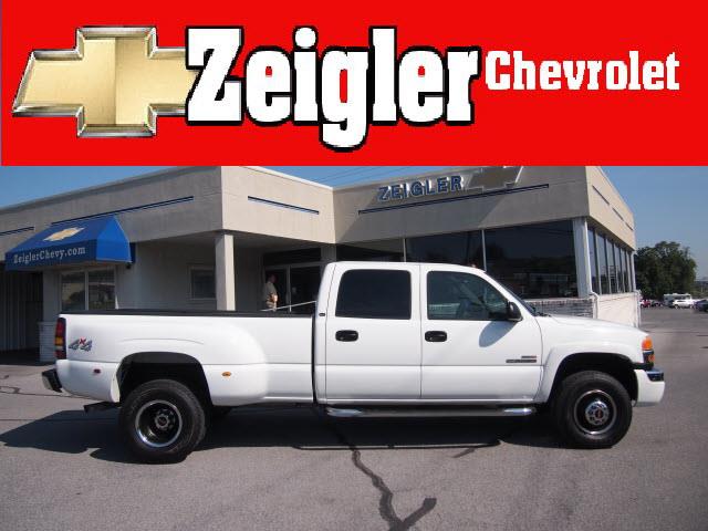 2004 GMC Sierra 3500 SLT