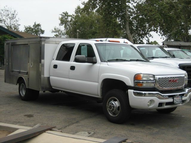 2004 GMC Sierra 3500 Ford F250 FX4 Lariat