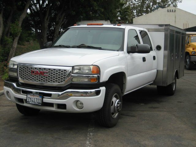 2004 GMC Sierra 3500 Ford F250 FX4 Lariat