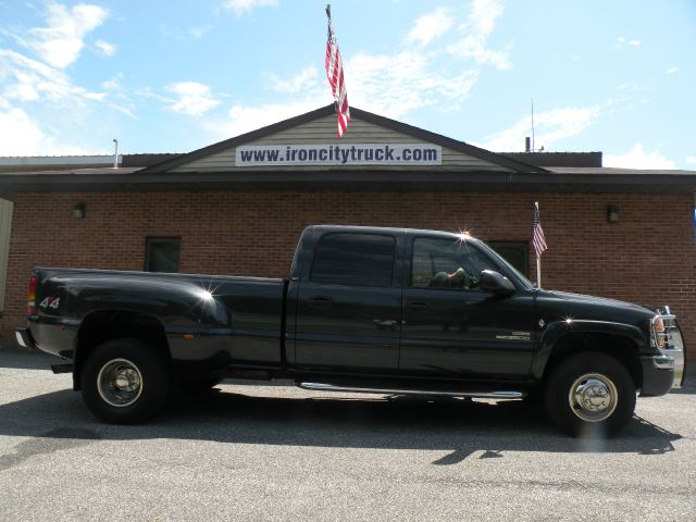 2004 GMC Sierra 3500 SE 4WD