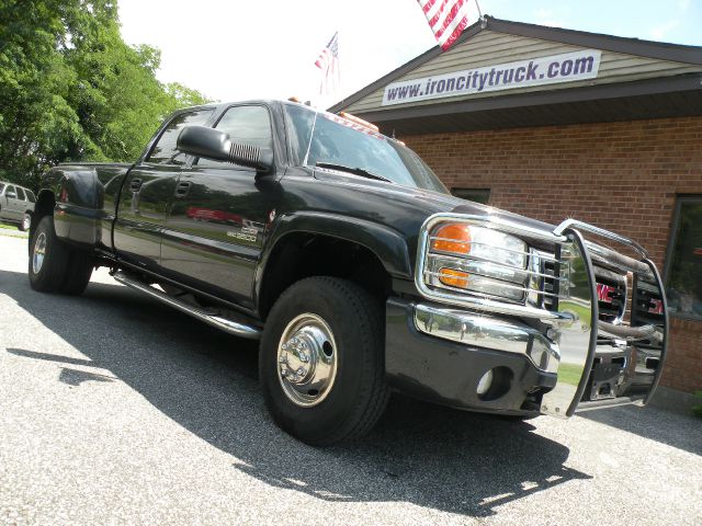 2004 GMC Sierra 3500 SE 4WD