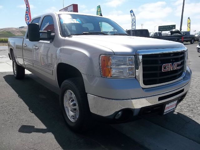 2008 GMC Sierra 3500 AWD 5DR WGN I4 CVT S