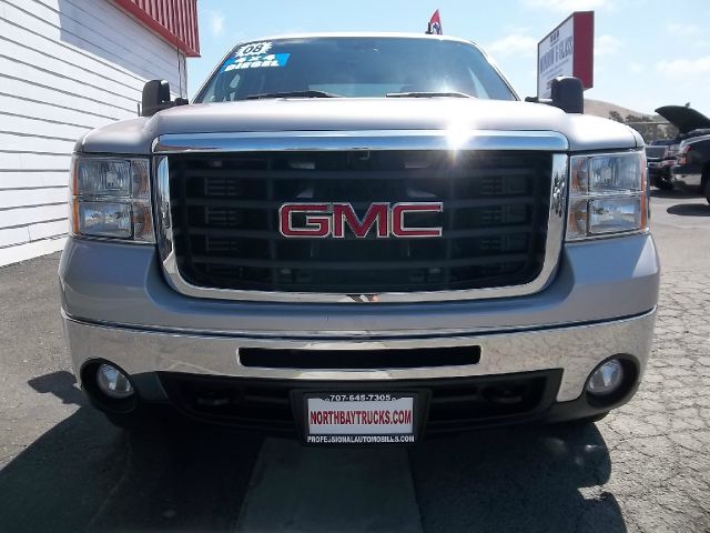 2008 GMC Sierra 3500 AWD 5DR WGN I4 CVT S