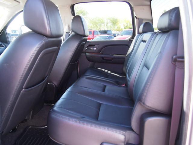 2008 GMC Sierra 3500 4dr Auto SE Ltd Avail Sedan