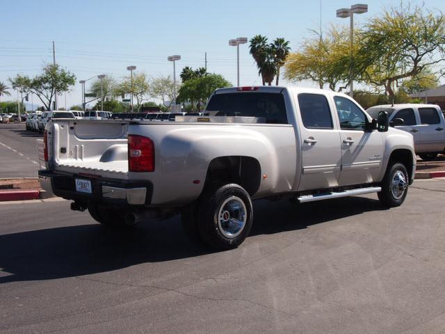 2008 GMC Sierra 3500 4dr Auto SE Ltd Avail Sedan