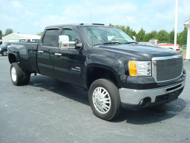 2009 GMC Sierra 3500 4dr S Tiptronic