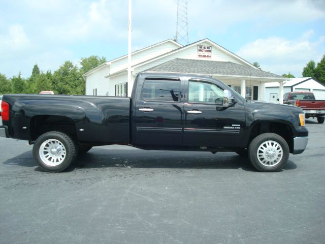 2009 GMC Sierra 3500 4dr S Tiptronic