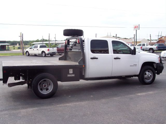 2010 GMC Sierra 3500 V-6 AWD