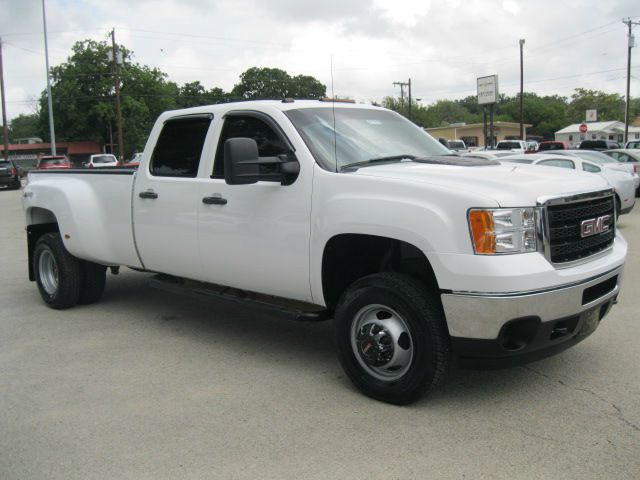 2011 GMC Sierra 3500 4dr Man Dx-vp