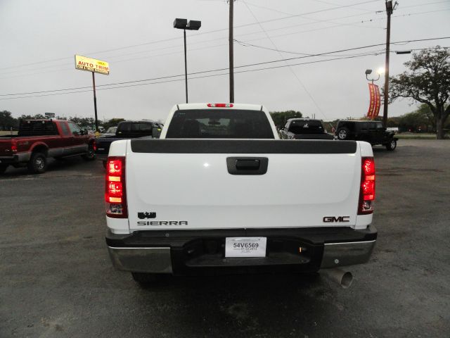 2011 GMC Sierra 3500 4dr Man Dx-vp