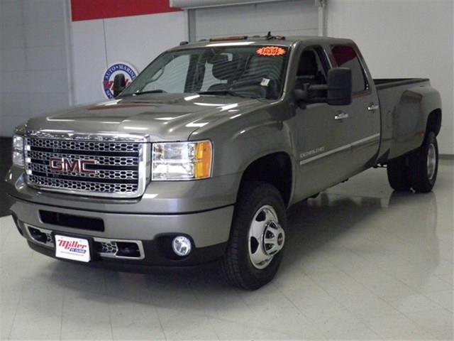 2012 GMC Sierra 3500 2DR 3.8 GRD TOUR AT