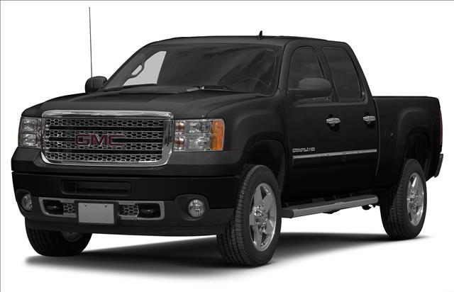 2014 GMC Sierra 3500 EX Sedan 4D