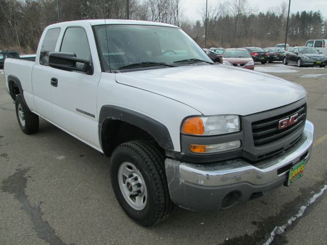 2007 GMC Sierra Classic 4WD EXT LT