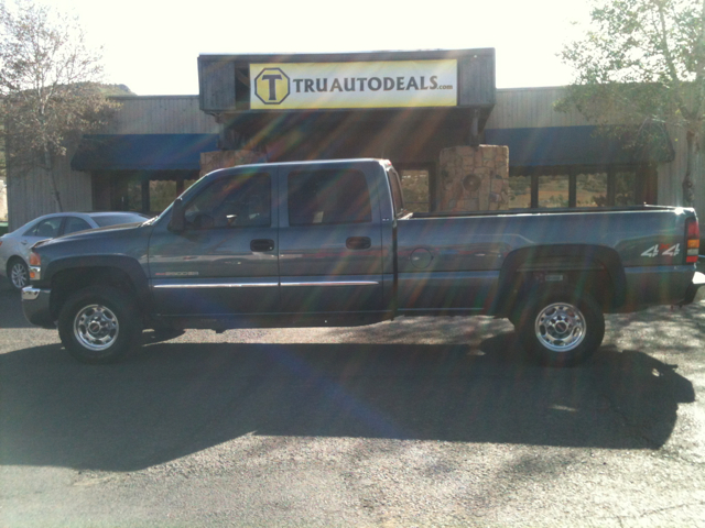 2007 GMC Sierra Classic 2500HD 4dr S Tiptronic