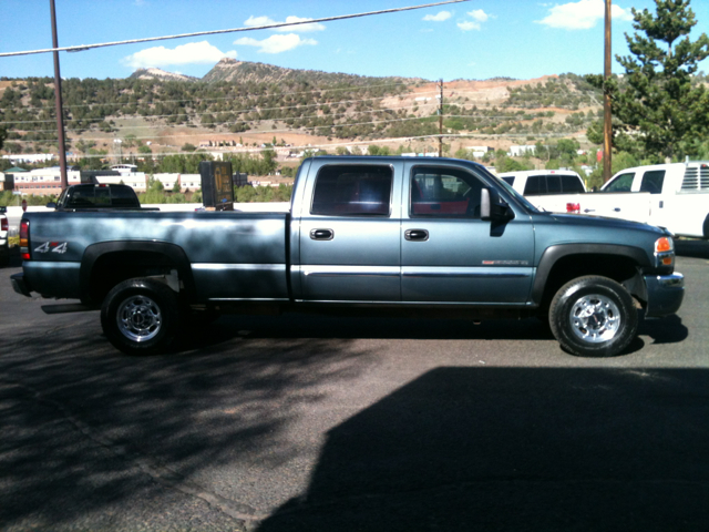 2007 GMC Sierra Classic 2500HD 4dr S Tiptronic