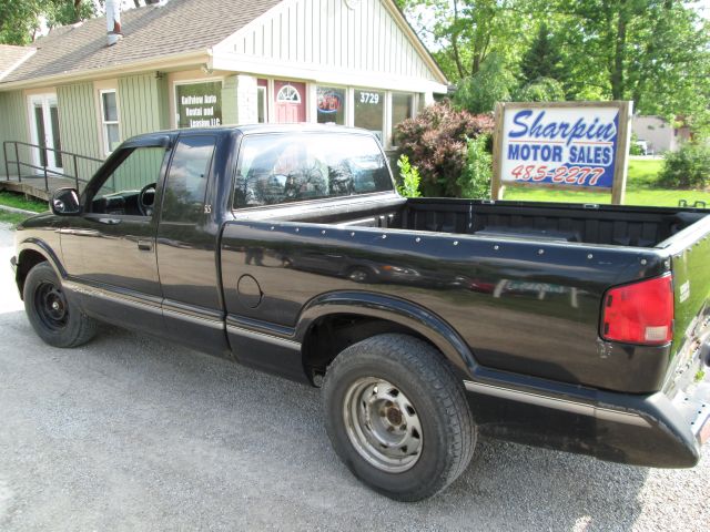 1994 GMC Sonoma 160.5 WB DRW SLT