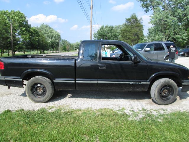 1994 GMC Sonoma 160.5 WB DRW SLT