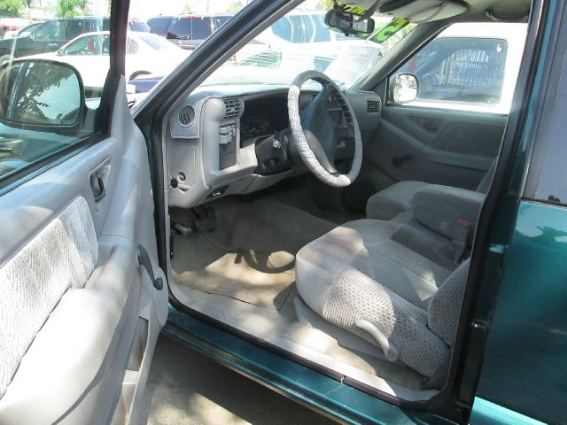 1997 GMC Sonoma 4dr Sdn Auto GLS w/XM