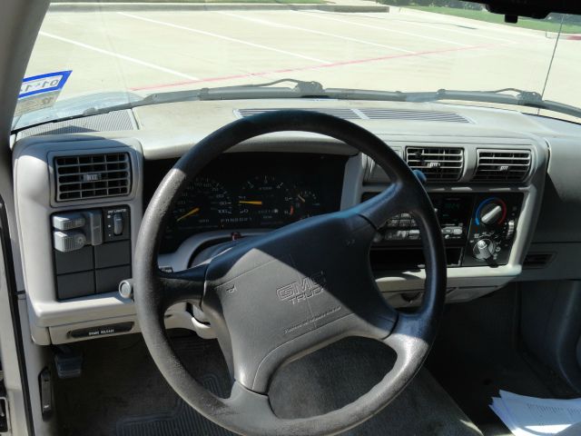 1997 GMC Sonoma 4dr Sdn Auto GLS w/XM