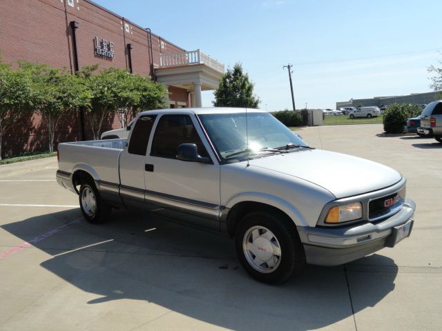 1997 GMC Sonoma 4dr Sdn Auto GLS w/XM