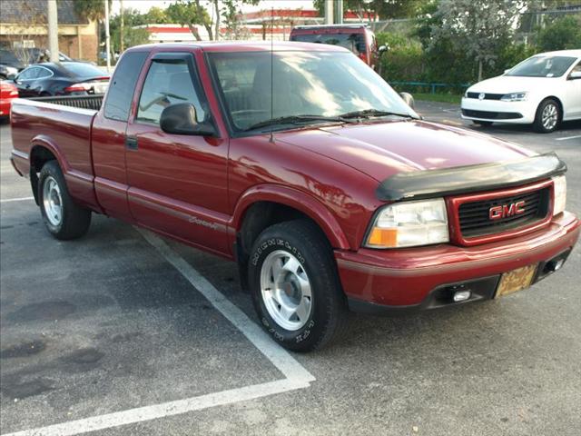 1998 GMC Sonoma ONE Family Owned NEW Engine