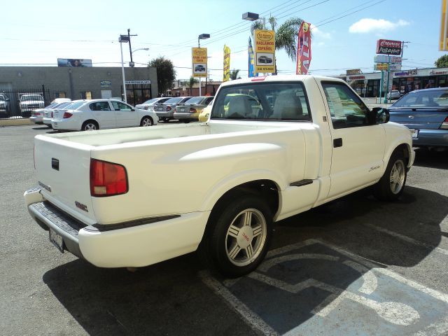 1998 GMC Sonoma LS 1500 4WD