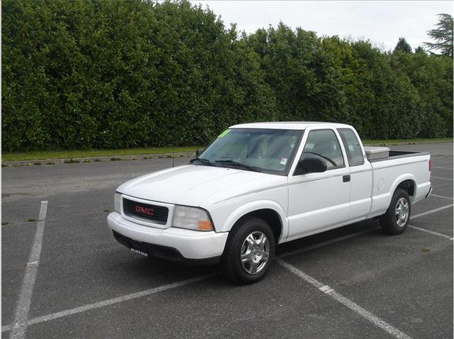 2001 GMC Sonoma XLT 2WD