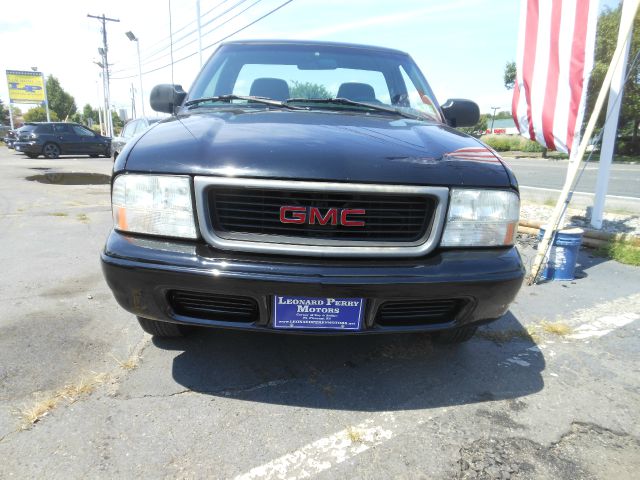 2002 GMC Sonoma EX-L Minivan