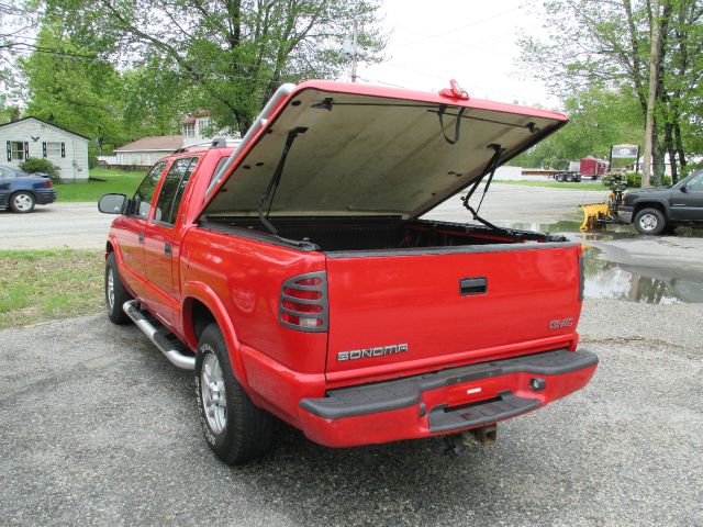 2002 GMC Sonoma 4dr Sdn LS 3.0L Auto