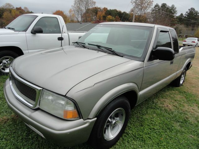 2002 GMC Sonoma 6 Speed Quattro