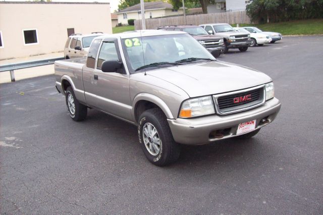 2002 GMC Sonoma 4dr Sdn 3.7L FWD Sedan