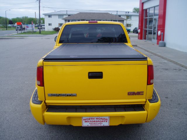 2002 GMC Sonoma 4dr Sdn 3.7L FWD Sedan