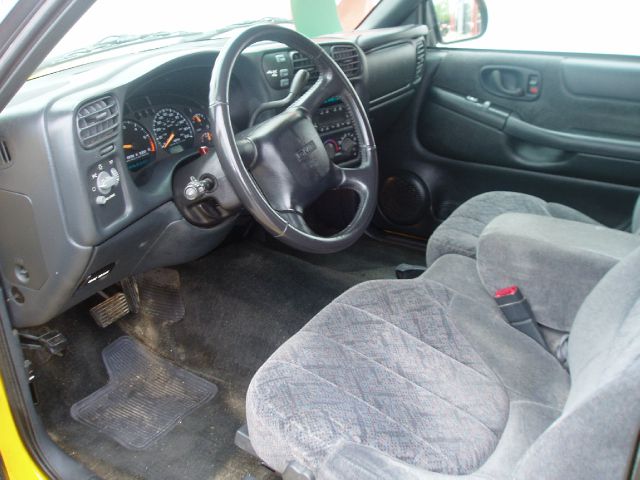 2002 GMC Sonoma 4dr Sdn 3.7L FWD Sedan